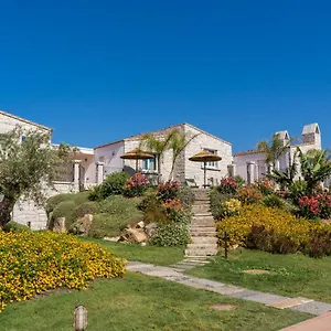 **** Hotel Cala Sinzias Italia